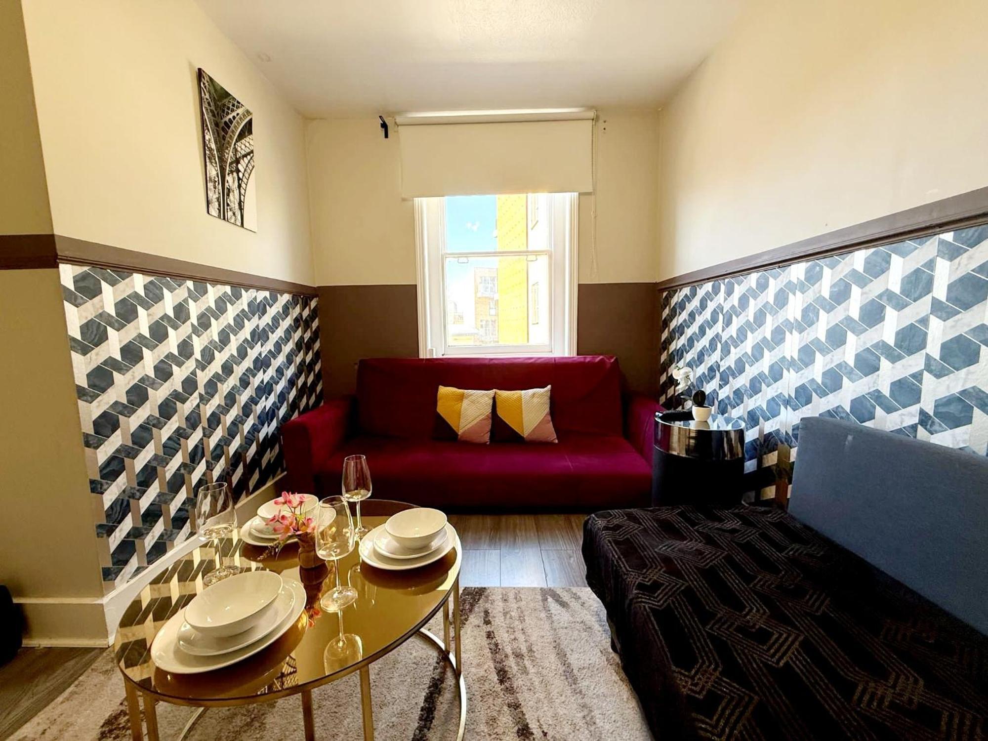 A5-2nd Flr 1 Bed Flat Near Elephant And Castle * Londen